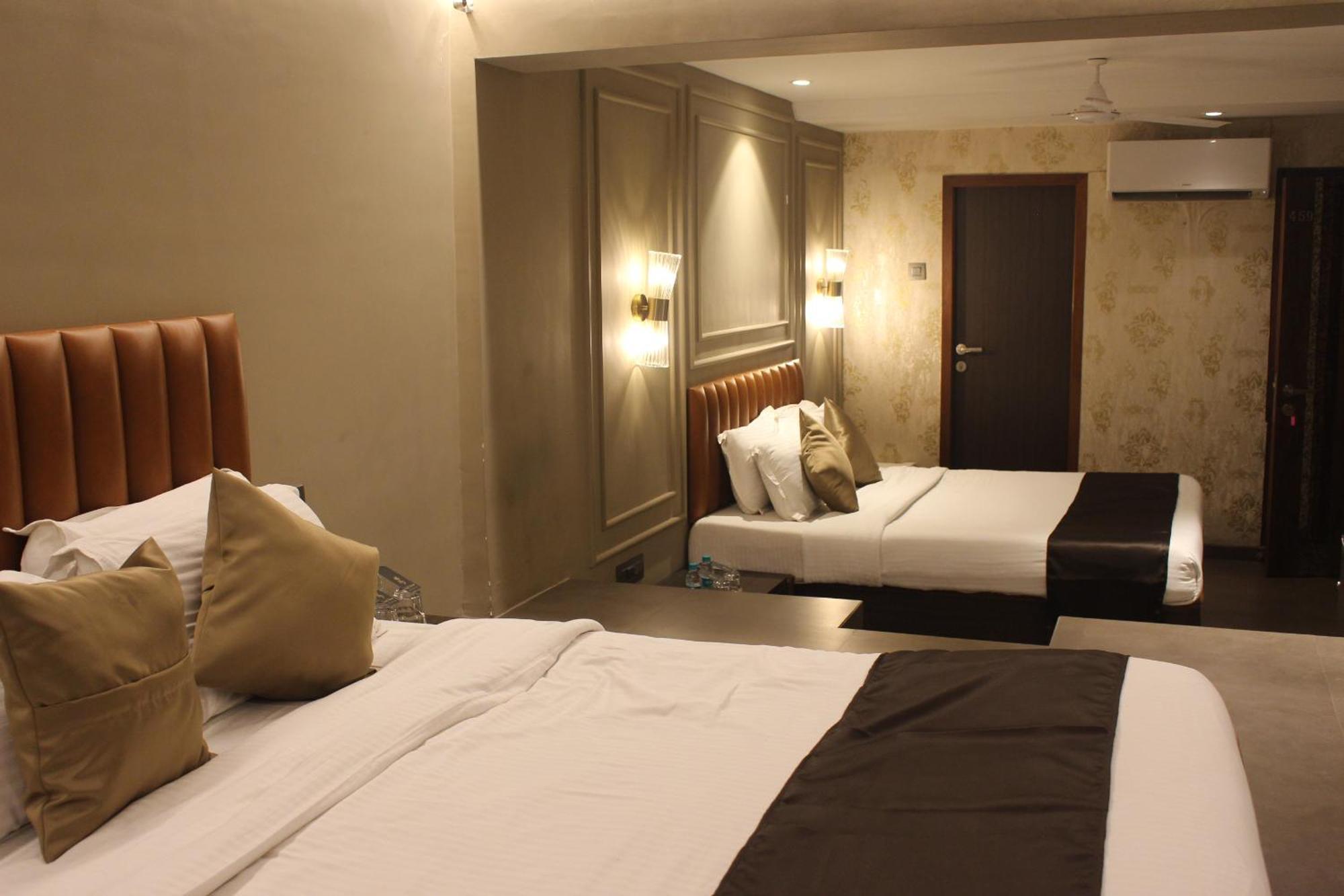 Gulf Hotel Mumbai- The Boutique Hotel Colaba Mumbai Exterior foto
